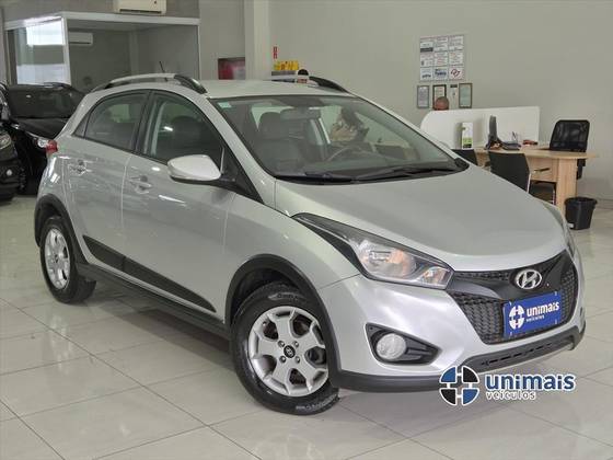 HYUNDAI HB20X 1.6 16V PREMIUM FLEX 4P AUTOMÁTICO HYUNDAI HB20X 1.6 16V PREMIUM FLEX 4P AUTOMÁTICO